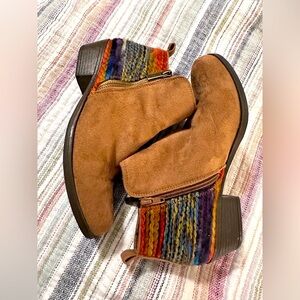 Sonoma faux leather and multicolor booties, women’s size 8.5 medium